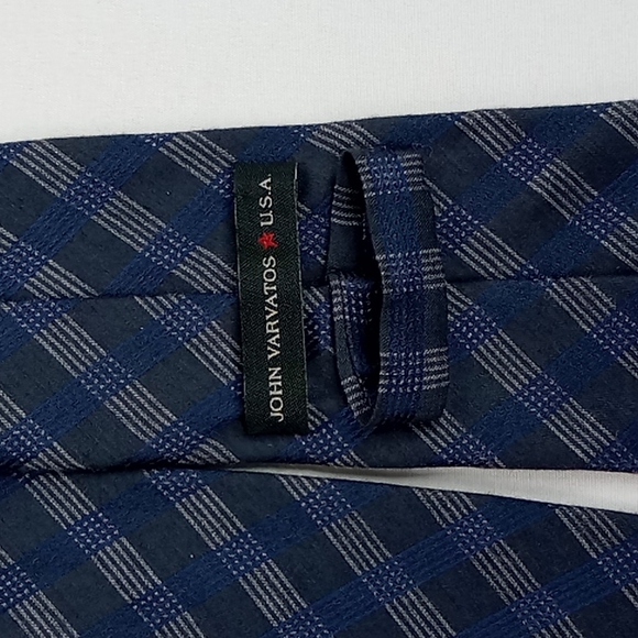 John Varvatos Navy/Gray Diagonal Stripe Tie - Picture 3 of 9